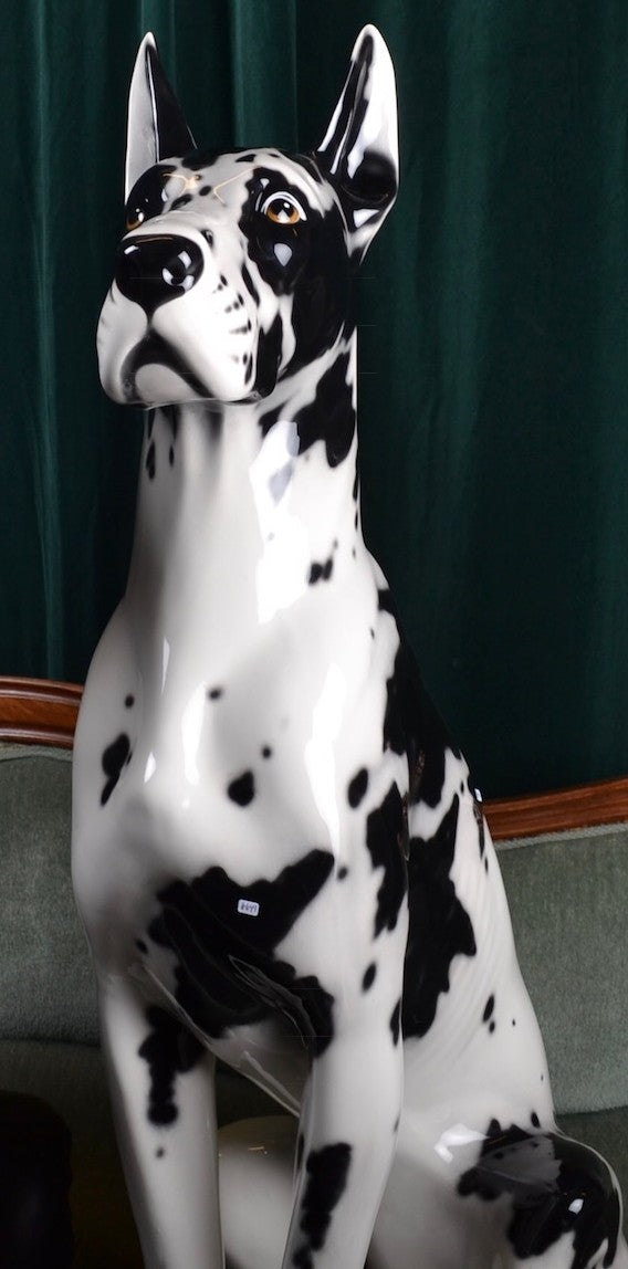 Porselen "Doberman XL" svart og hvit. 105 cm. Bestilling!