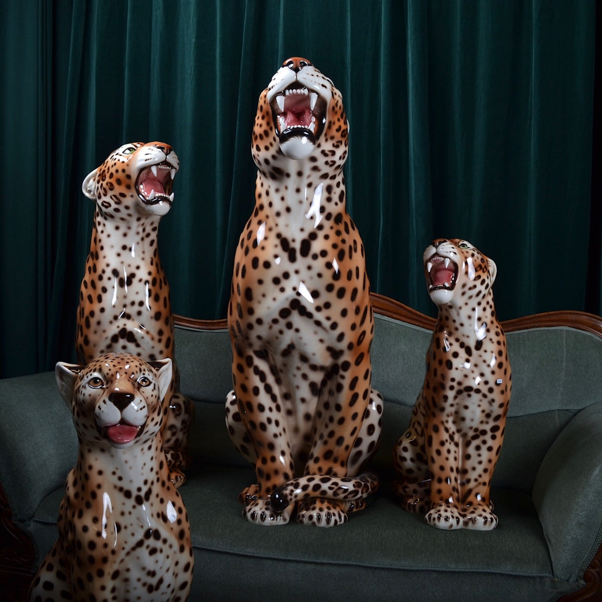 Porselen "Leopard" XL 86 cm. 1stk på lager nå!