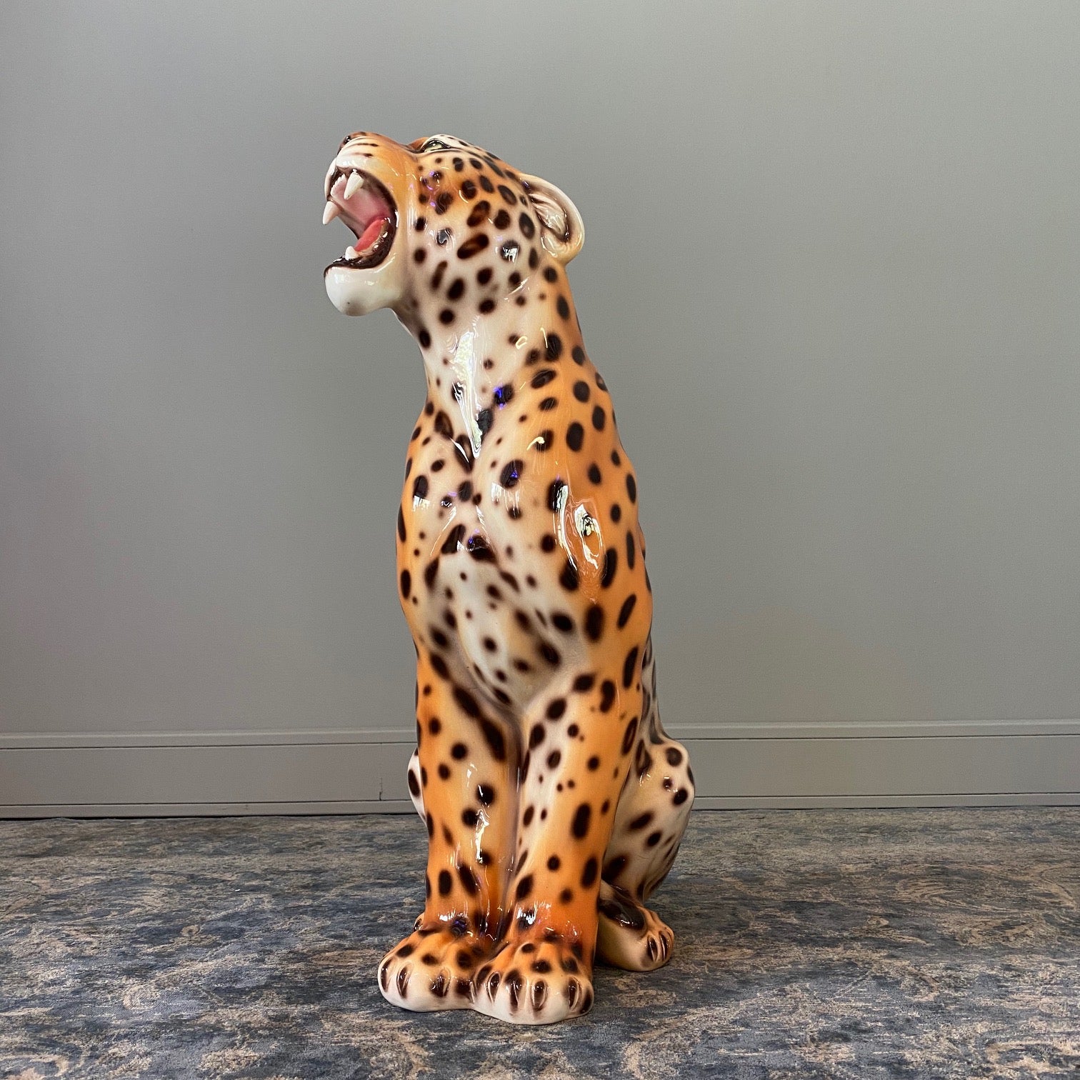 Porselen "Leopard" L 62 cm. På lager nå!