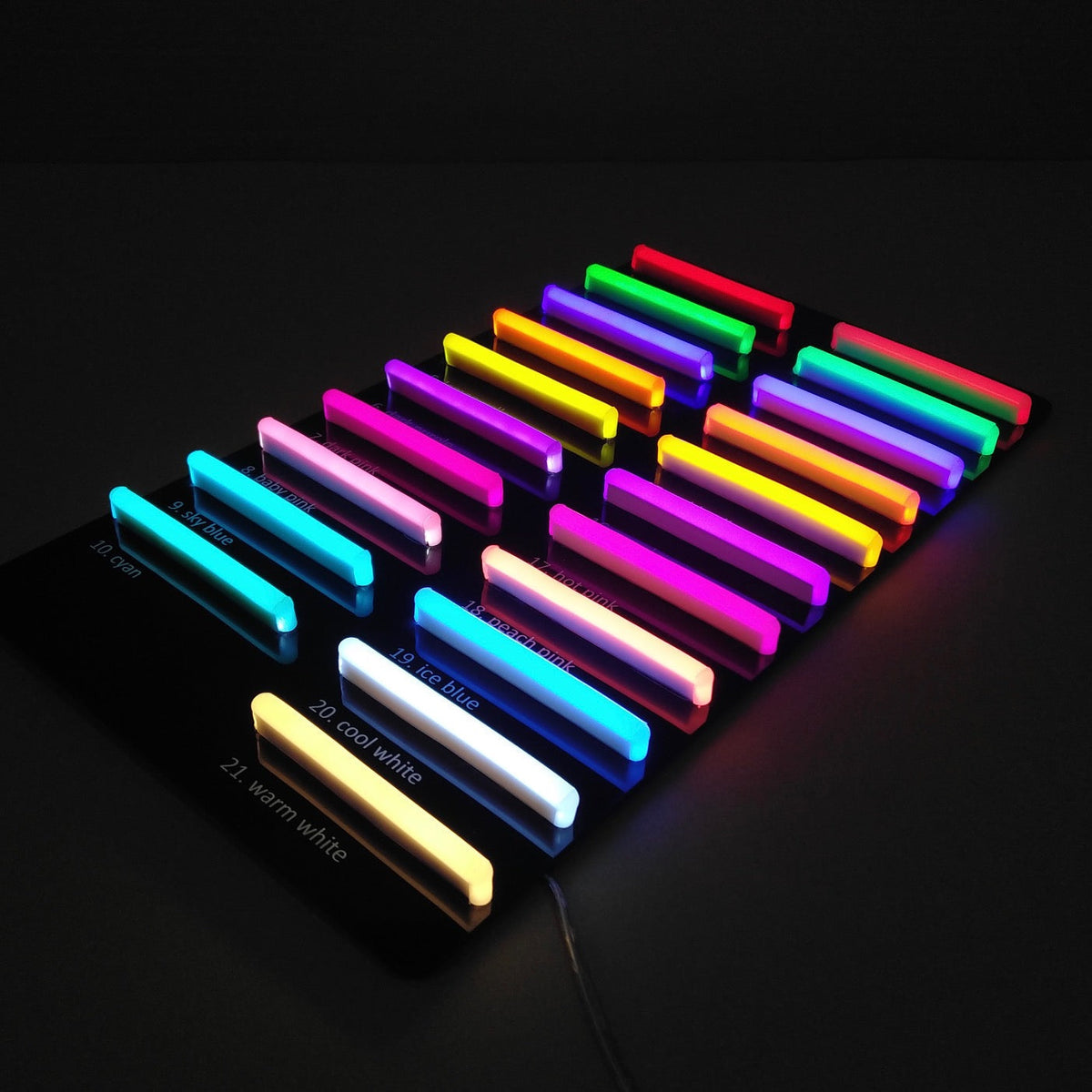 "Leopard" LED NEONSKILT. Warm white