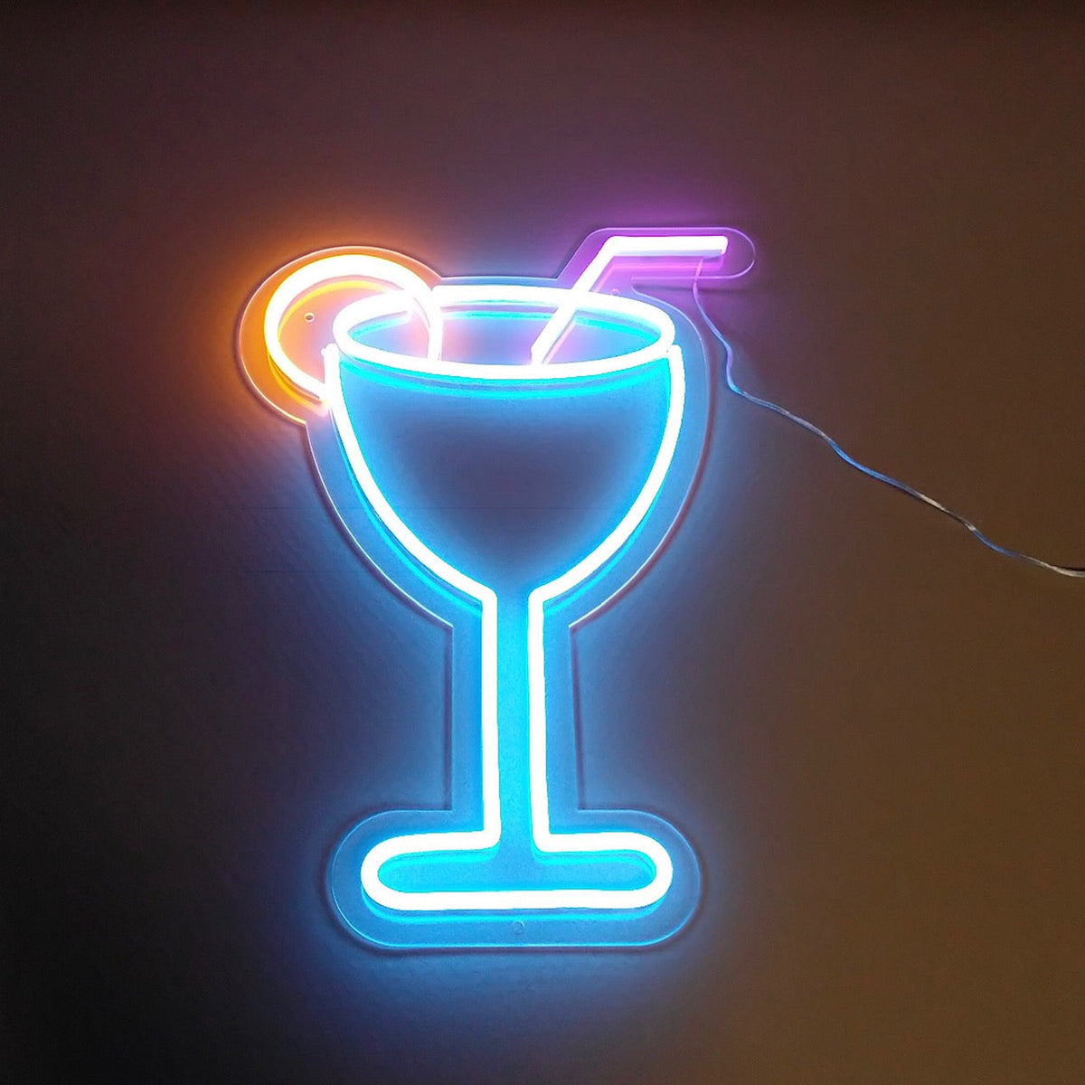 Led neonskilt " Cocktails"