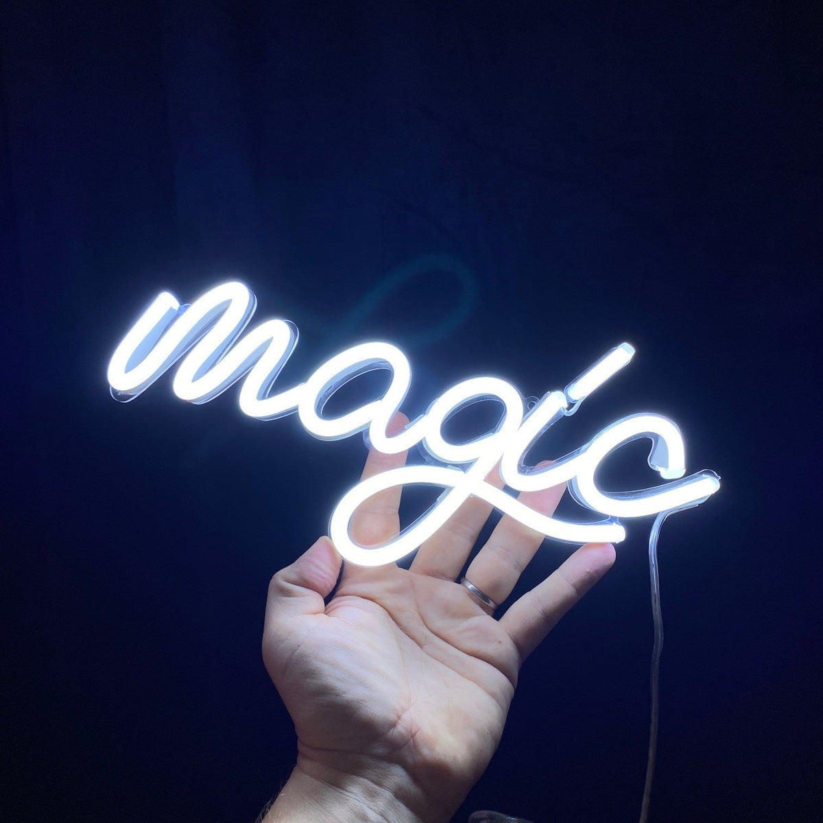 Neonskilt "magic" mini 30x13 cm